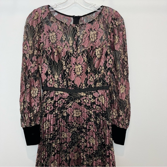 Nissa Floral Lace Pleated Floral Trim Midi Dress - Picture 7 of 13